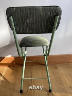 Chaise pliante en métal vert vintage rétro restaurée pour la cuisine/le camping