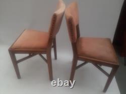 Chaises de cuisine et de café vintage rétro en velours rose boisées milieu de siècle MCM x 3