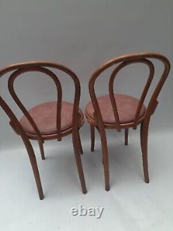 Chaises de cuisine salle à manger en bois courbé vintage rétro du milieu du siècle Thonet x 2