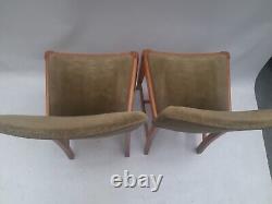 Chaises en velours vert utilitaire de salle à manger de cuisine en bois rétro vintage milieu du siècle MCM