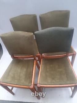 Chaises en velours vert utilitaire de salle à manger de cuisine en bois rétro vintage milieu du siècle MCM