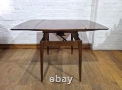 Console latérale métamorphique vintage rétro du milieu du siècle vers une table de cuisine / salle à manger Console latérale métamorphique vintage rétro du milieu du siècle vers une table de cuisine / salle à manger