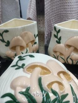 Ensemble de 13 pièces de théière Carousel en champignon crème géant d'Arnel