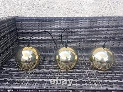 Ensemble de 3 lampes de plafond en aluminium à pointes des années 80, style spatial rétro vintage pour cuisine des années 60.