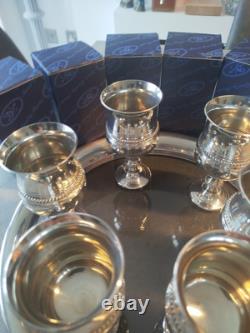 Ensemble de 6 gobelets en étain vintage Edwin Blyde et plateau en étain et verre de 13 pouces