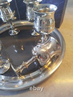 Ensemble de 6 gobelets en étain vintage Edwin Blyde et plateau en étain et verre de 13 pouces
