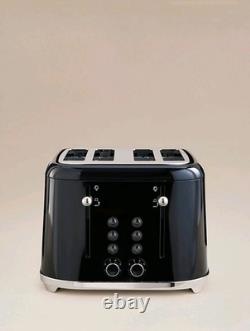 Ensemble de cuisine noir rétro élégant vintage : bouilloire, toaster, micro-ondes, friteuse à air.