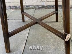 Ensemble de salle à manger MCM Ercol Fleur de Lys / Mobilier / Vintage / Rétro / Chaises / Table / Cuisine