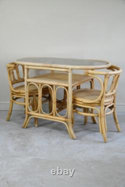 Ensemble de table et chaises en bambou et osier vintage rétro pour petite cuisine ou salle à manger