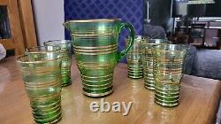Ensemble de verres à boire vintage