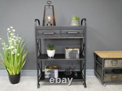 Étagère de cabinet en métal rustique au style industriel vintage Étagère de cabinet en métal rustique au style industriel vintage