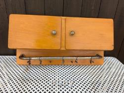 Étagère murale de cuisine, armoire murale, vintage années 50, étagère murale rockabilly danoise des années 50