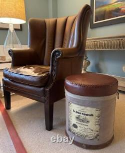 Étiquette de vin pour tabouret en cuir et toile présentant un style vintage / rétro