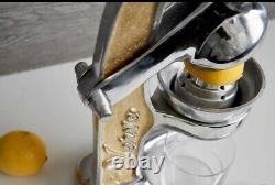 Extracteur de jus à froid fait main en aluminium coulé solide taille moyenne
