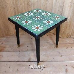 Fabuleuse table de mosaïque mexicaine Talavera vintage rétro moderne du milieu du siècle, faite à la main.