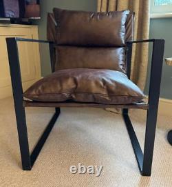 Fauteuil de relaxation en cuir marron vintage rétro moderne avec accent occasionnel