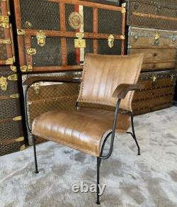 Fauteuil vintage rétro moderne en cuir véritable marron à accent caractéristique