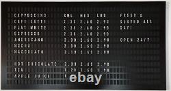 Goodwin & Goodwin Londres a fabriqué un panneau de menu de style Départs sur mesure JAMAIS OUVERT