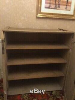Grand Pin Vintage Armoires De Cuisine Larder Gouvernants Linge De Presse Cabinet