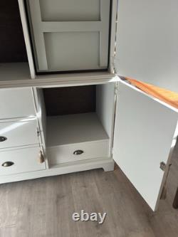 Grand placard vintage de garde-manger