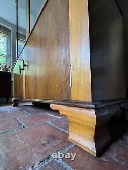 Grand vitrine en vitrine de magasin en porcelaine émaillée de style vintage du milieu du XXe siècle