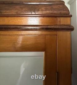 Grand vitrine en vitrine de magasin en porcelaine émaillée de style vintage du milieu du XXe siècle