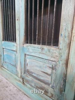Grande armoire vintage en bois massif indien pour le linge de cuisine