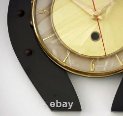 Horloge murale rétro vintage en forme de fer à cheval chanceux de 25 cm FFR jaune français du milieu du siècle