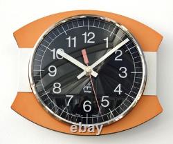 Horloge murale vintage Japy Formica 22 cm rétro français mi-siècle orange en bois