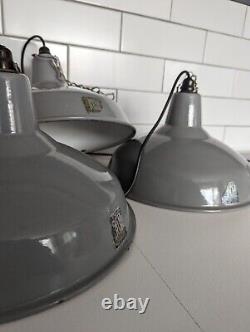 Lampe suspendue vintage en émail gris Benjamin RLM de cuisine rétro MCM