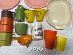 Lot vintage de 44 pièces en mélamine et Tupperware, ensemble de cuisine rétro, couleurs pastel Harvest