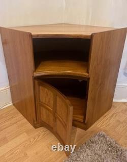 NATHAN Étagère d'angle en teck MCM Meuble TV Unité de rangement années 1970 G Plan Rétro