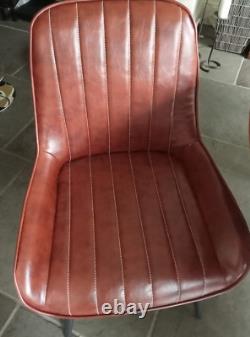 Nouvel ensemble de 2 chaises de salle à manger en cuir synthétique marron rétro vintage