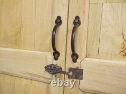 Placard de rangement de cuisine et salle de bain vintage rustique blanchi