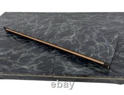 TABLE À MANGER DE CUISINE EXTENSIBLE ITALIENNE EN FORMICA NOIRE ET LAITON RÉTRO VINTAGE DES ANNÉES 1950 TABLE À MANGER DE CUISINE EXTENSIBLE ITALIENNE EN FORMICA NOIRE ET LAITON RÉTRO VINTAGE DES ANNÉES 1950