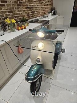 Table Vespa