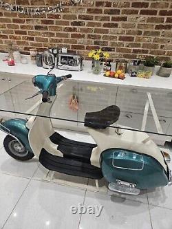 Table Vespa