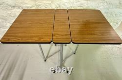 Table à manger à rabat de style années 70 mi-siècle. Mobilier/Vintage/Rétro/Formica