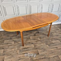 Table à manger extensible en teck rétro vintage Nathan des années 50 MCM