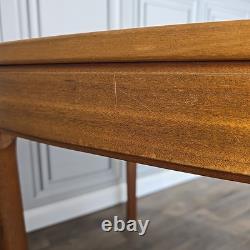 Table à manger extensible rétro vintage Nathan en teck du milieu du siècle, MCM en bois.