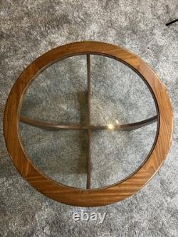Table basse ronde en verre teck G Plan Astro des années 60 vintage rétro en très bon état