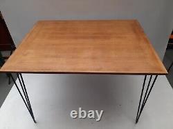 Table de cuisine en bois danois de milieu de siècle vintage rétro avec pieds en épingle à cheveux MCM