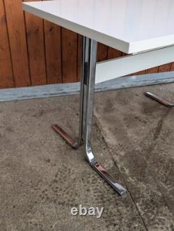 Table de salle à manger vintage des années 70 en chrome rétro pour cuisine, style Space Age blanc