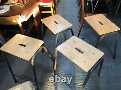 Tabouret de cuisine industriel en bois empilable vintage rétro de milieu du siècle 4