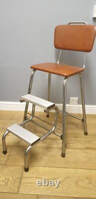 Tabouret de cuisine pliant rétro Brabantia avec siège recouvert de vinyle marron en chrome