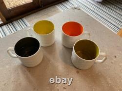 Ultra rare grandes tasses à café / thé Orla Kiely à pied surélevé x 4. VOIR MES AUTRES.