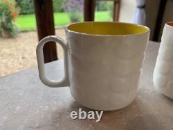 Ultra rare grandes tasses à café / thé Orla Kiely à pied surélevé x 4. VOIR MES AUTRES.