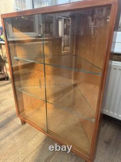 Unité d'angle en verre vintage