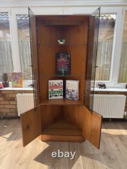 Unité d'angle vintage par Furnished Of London