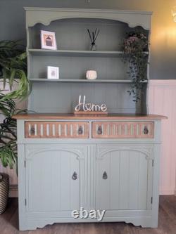 Vaisselier Dresser vintage vert upcyclé
